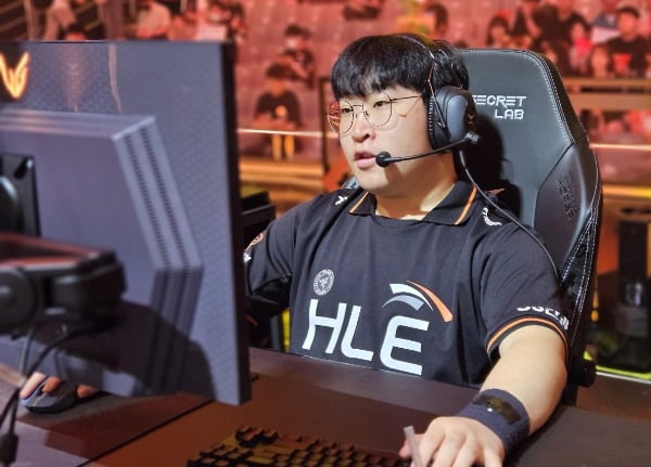 布迪米尔点球破门 奥萨苏纳1-0领先拉斯帕尔马斯