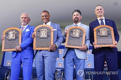 湖人主场首败输给罚球，詹眉里夫斯最后4分钟8罚2中