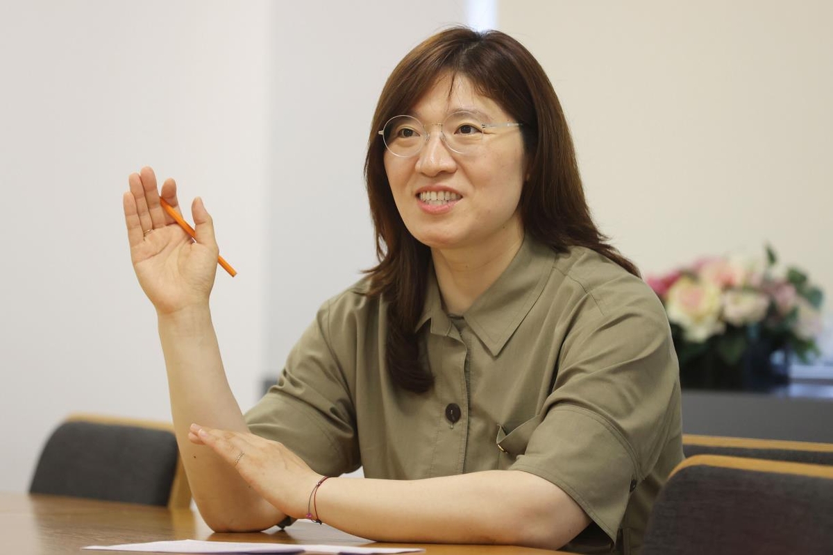 斯科尔斯：巴萨将赢得欧冠冠军，他们让我想起了曾经那支巴萨