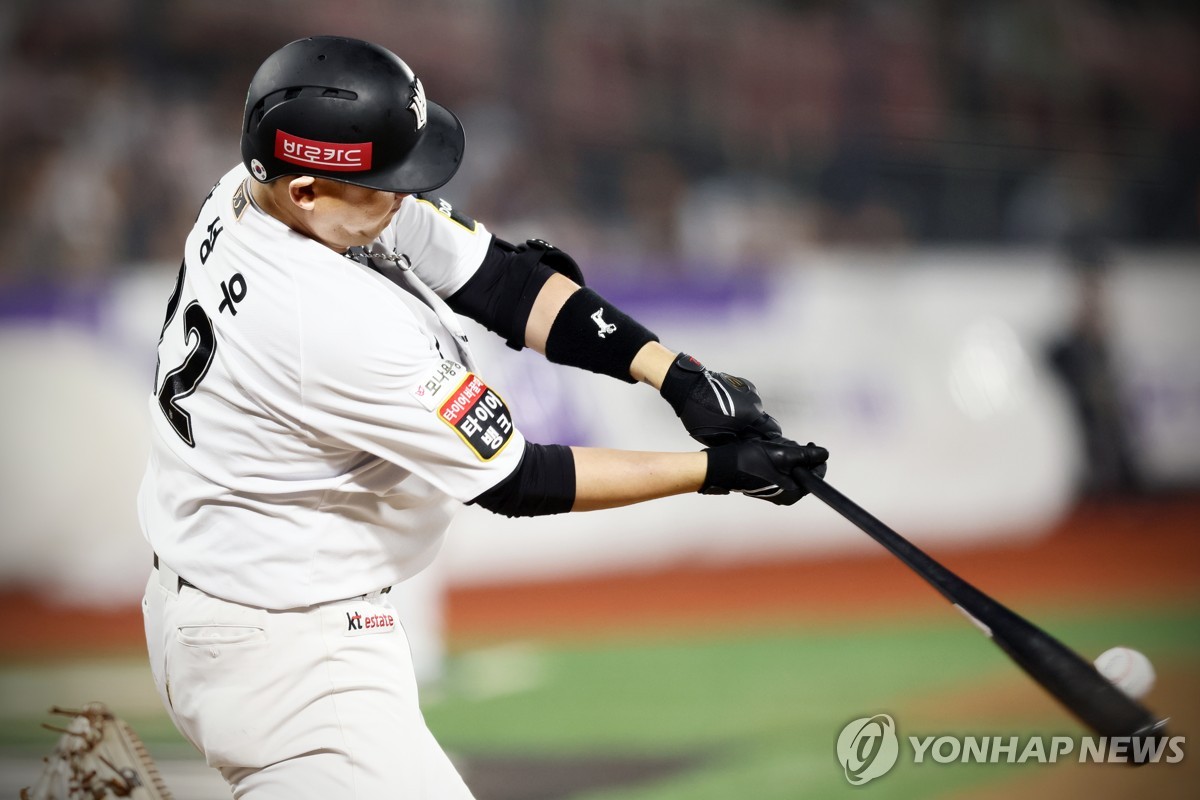 16场10球，莱万职业生涯对皇马进球数已上双