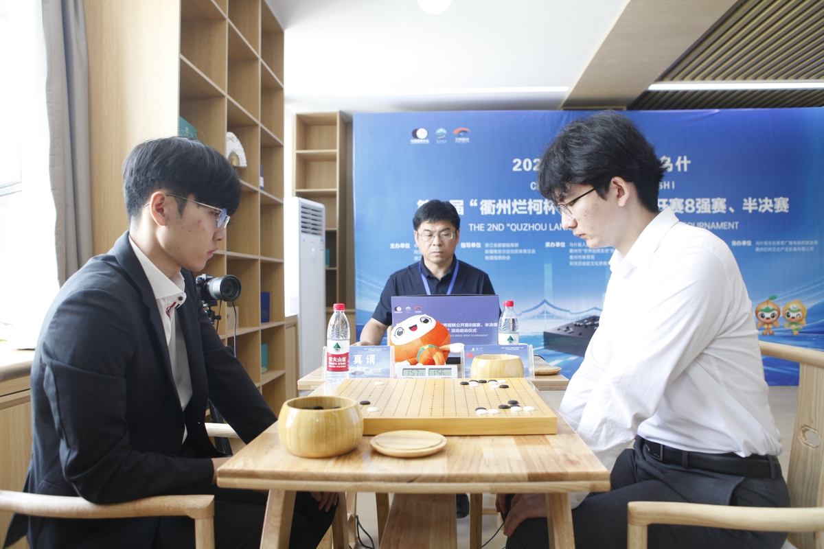 创造历史！凯恩成首位欧冠上演点球帽子戏法的球员