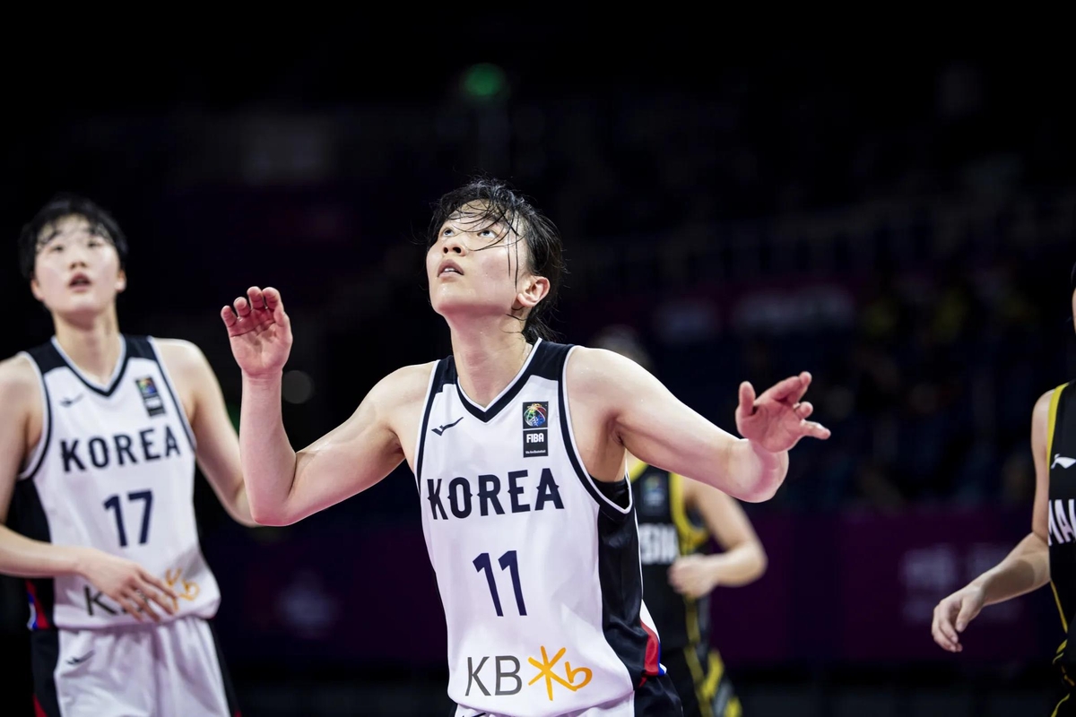 遗憾空砍！戴维斯贡献37分9篮板 詹姆斯20分8篮板11助攻
