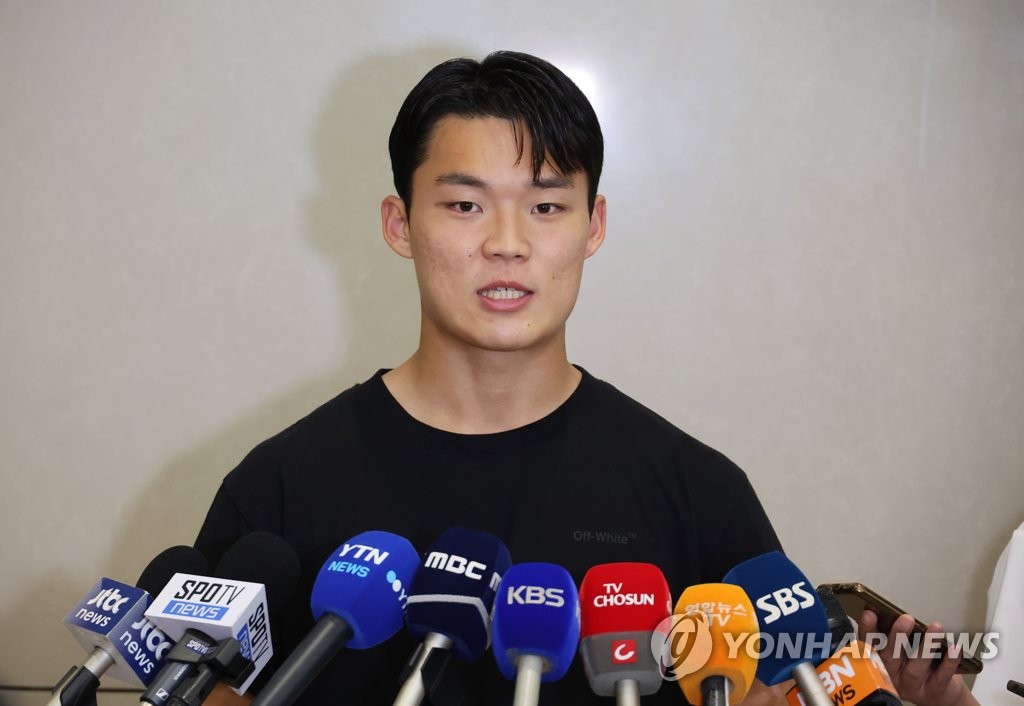 埃贝尔谈穆西亚拉未入选金球奖候选名单：这完全是难以理解的