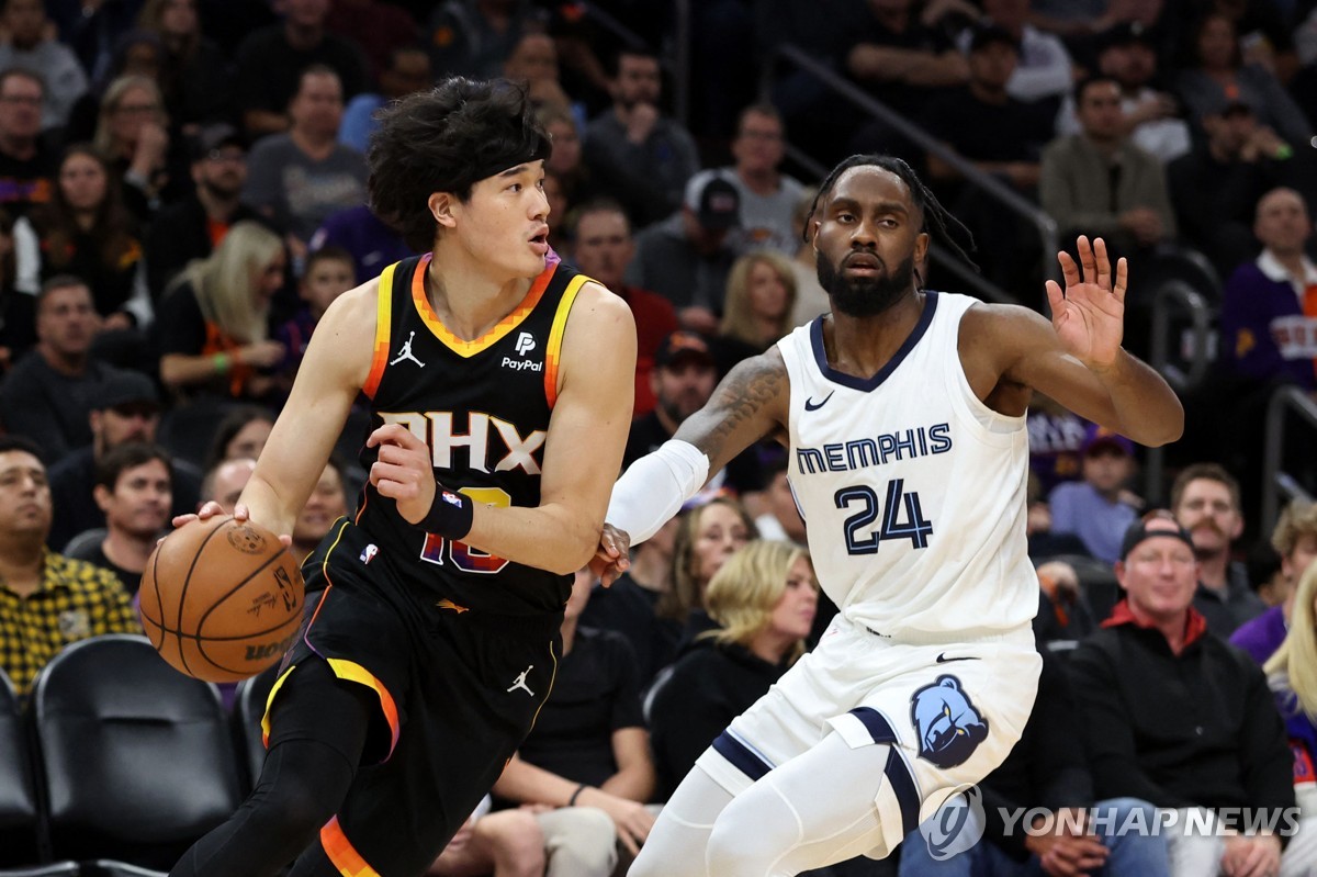 出战55分41秒！李弘权命中5记三分砍下赛季新高的27分