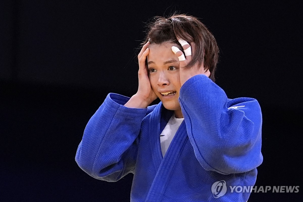 上海男篮官方宣布：陆智强指导正式退休 莫科担任青年队教练员