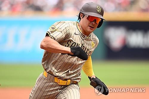吉罗纳vs奥萨苏纳首发：鲁伊斯PK布季米尔 范德贝克、罗梅乌替补